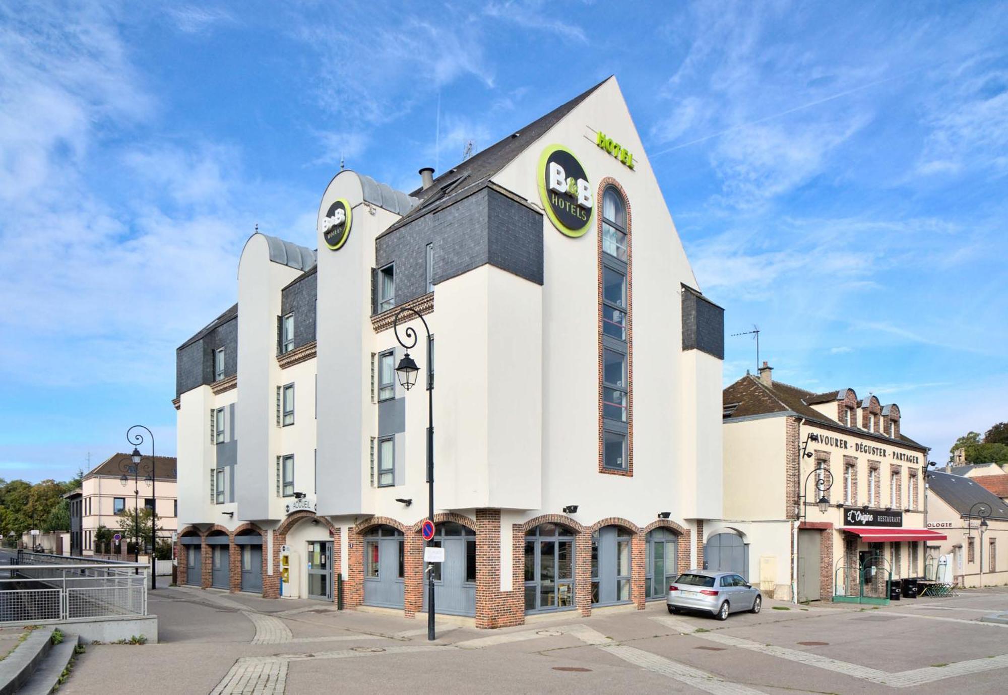 B&B Hotel Dreux Centre Esterno foto