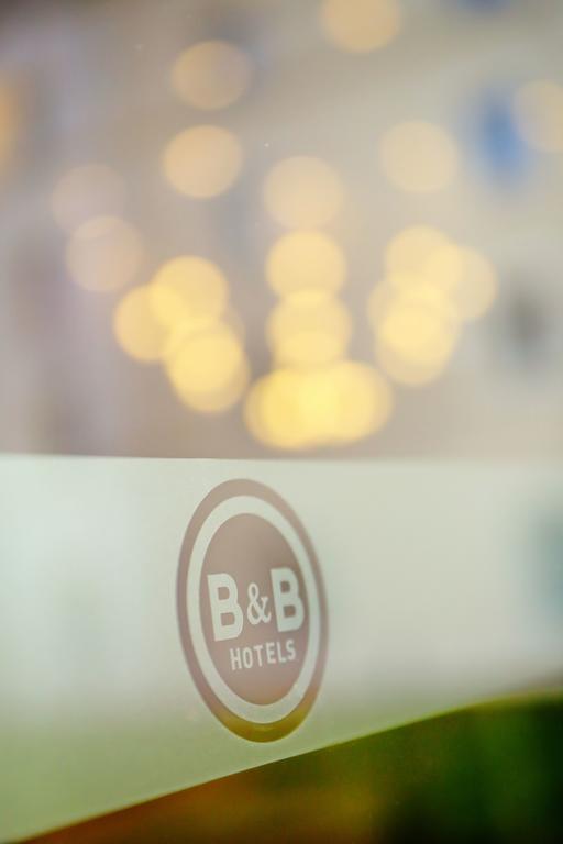 B&B Hotel Dreux Centre Esterno foto